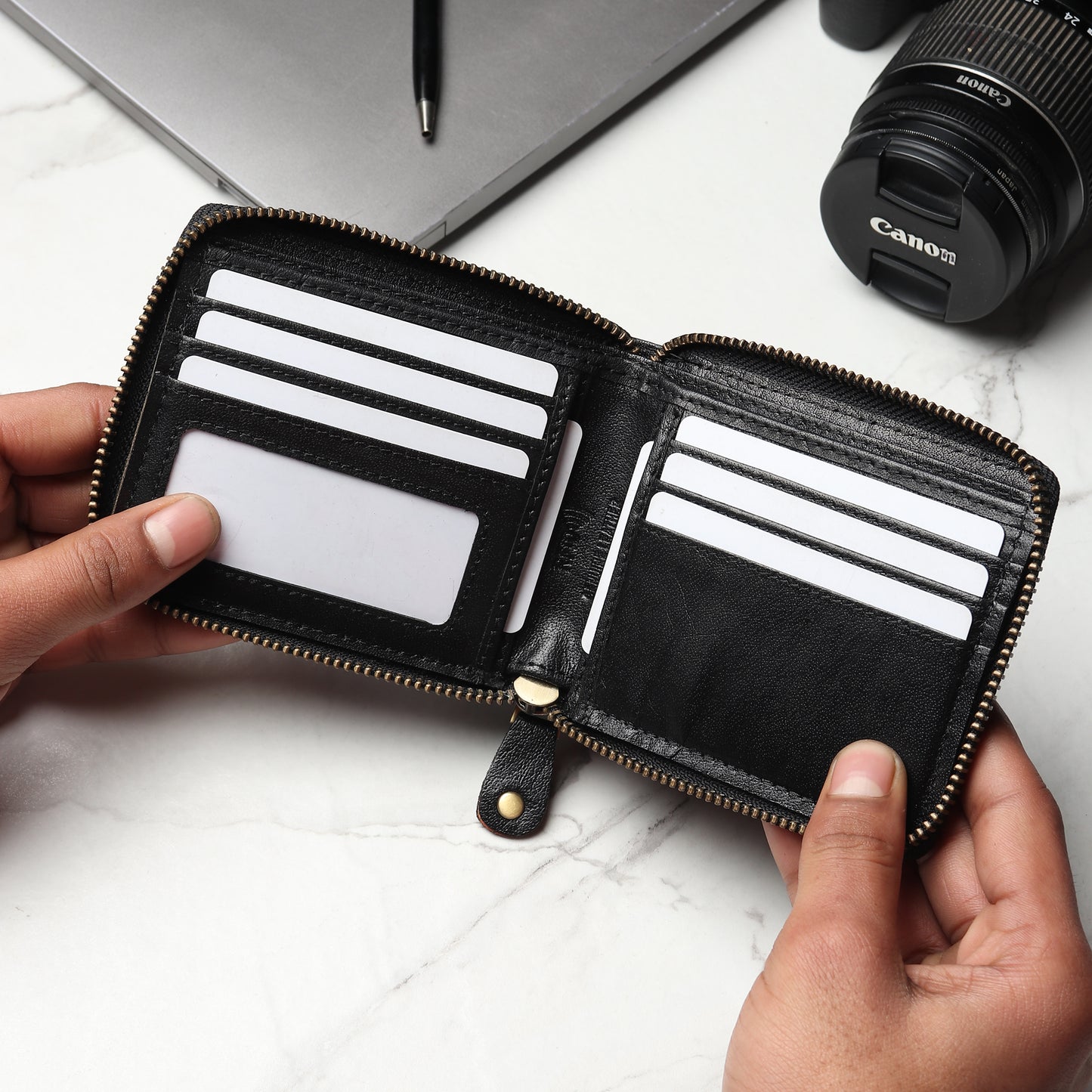 Bifold Zipper Wallet with Detachable Card Case