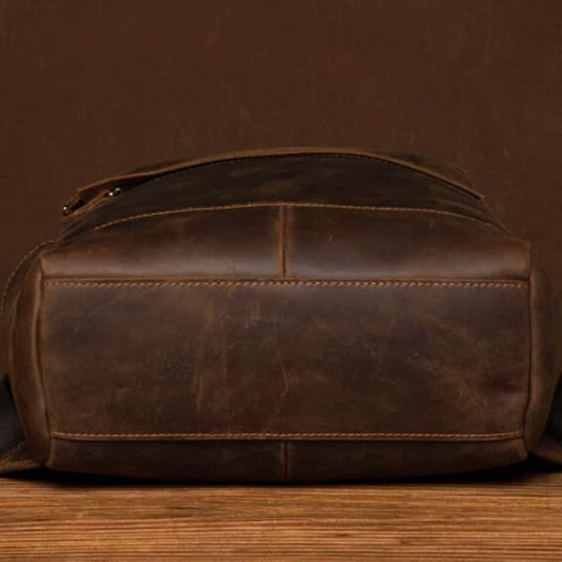 Vintage Genuine Leather 15.6 Inch Laptop Backpack