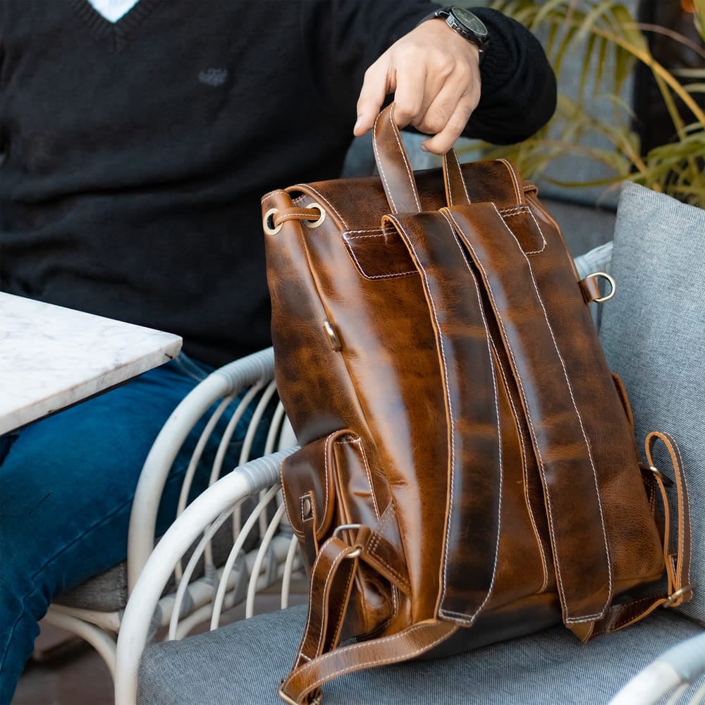 Men's Crazy Horse & Hunter Leather Backpack